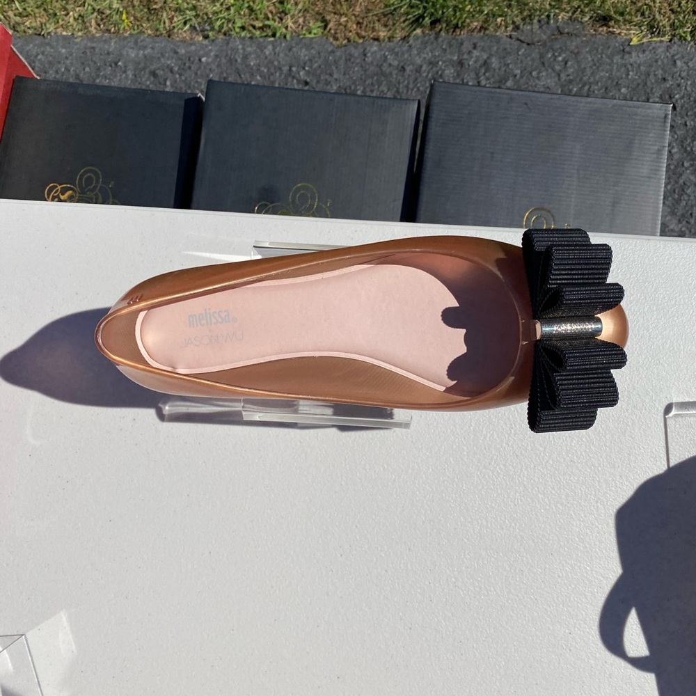 Melissa Collaboration with Jason Wu - Picture 4 of 4